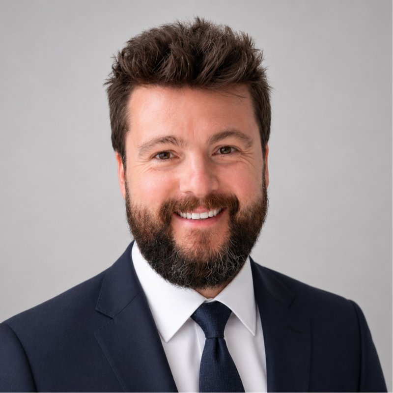 Headshot of Chris de Gruben FRICS