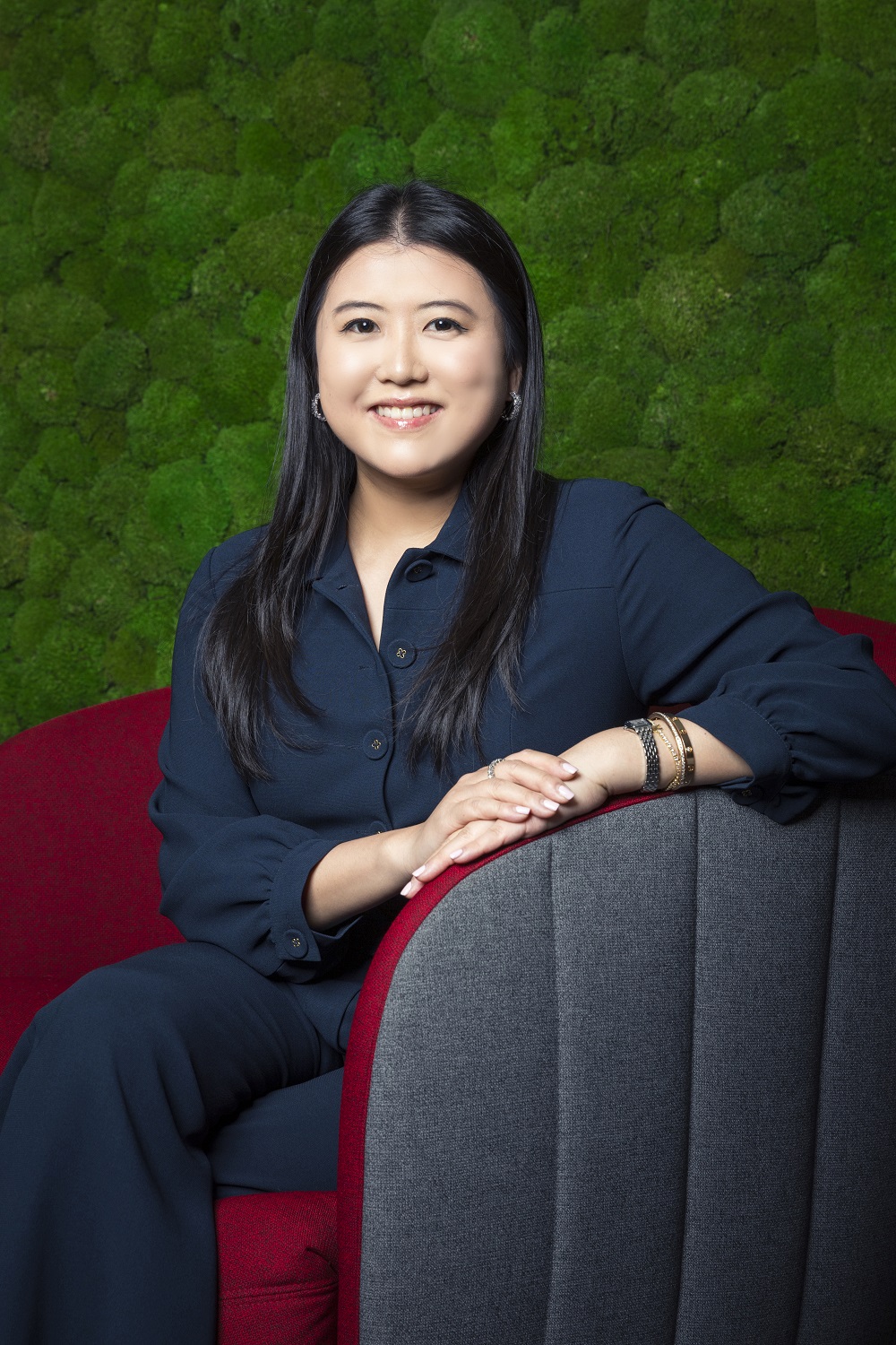 Headshot image of Rachel Chung MRICS